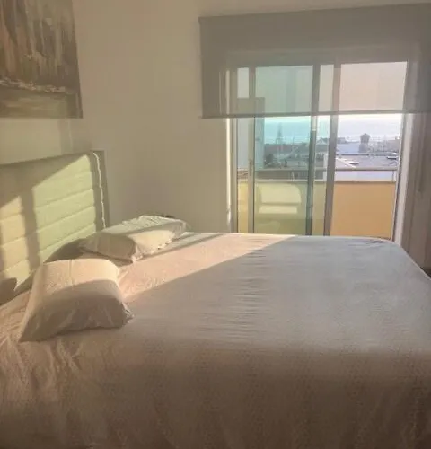 Beautiful Duplex With Sea View 아파트 빌라프라이라데안코라